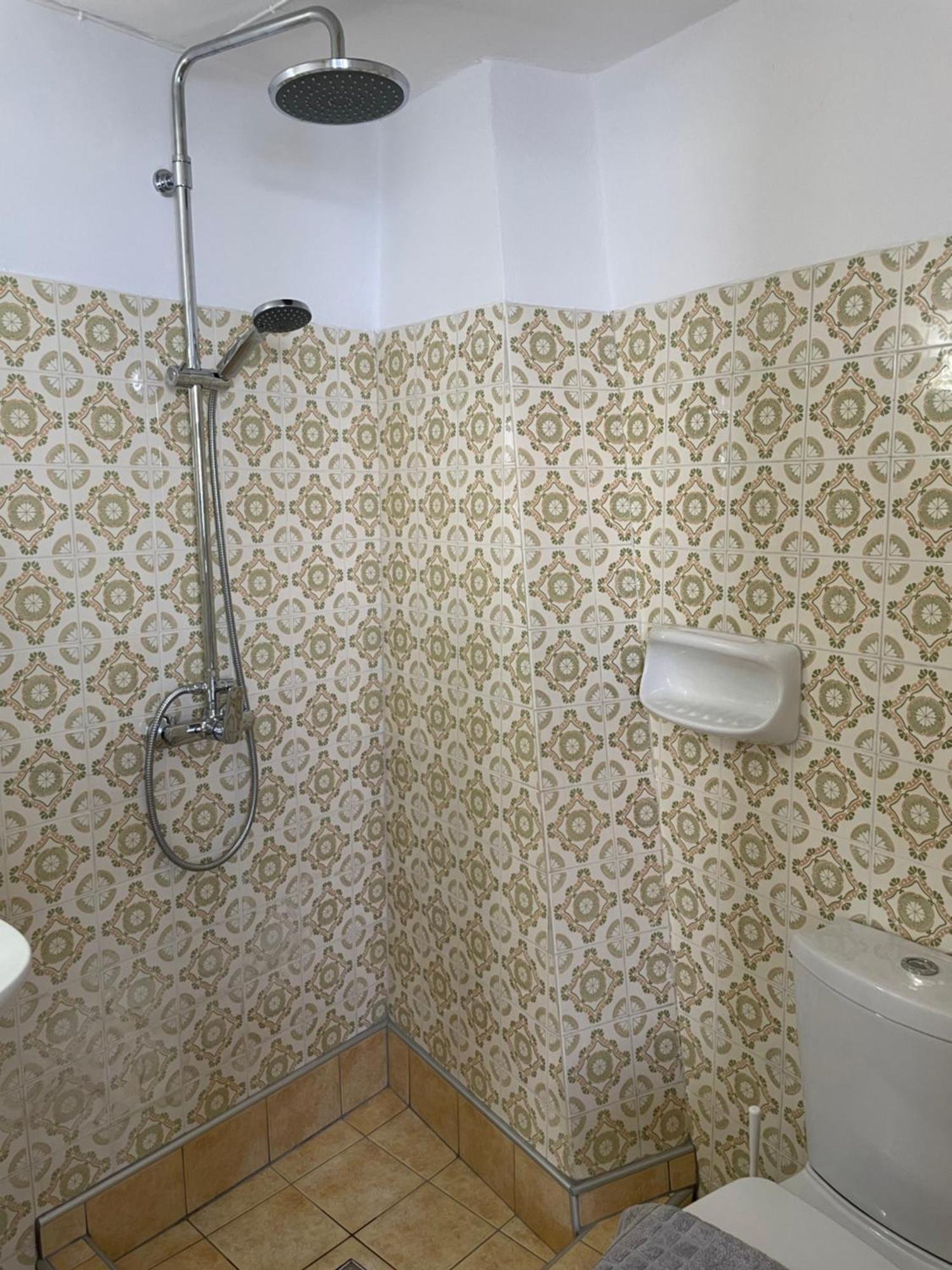Chrisopetro Rooms 马拉斯豪克艾蒙普斯 外观 照片